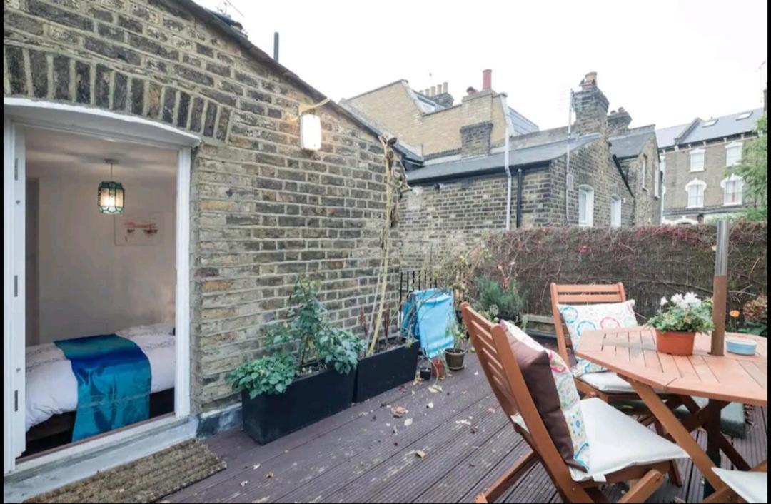 Stylish Room With Private Bath & Terrace In Super Central Clapham Junction Minutes From Victoria, Waterloo Londra Dış mekan fotoğraf